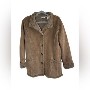 LL Bean Womens Sherpa lined  coat size large‎